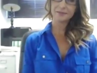 Chesty Office Cougar Two